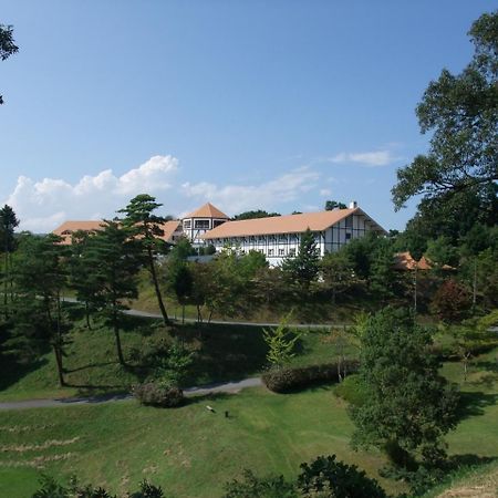 Forest Hotel Rochefort Maniwa Exterior photo